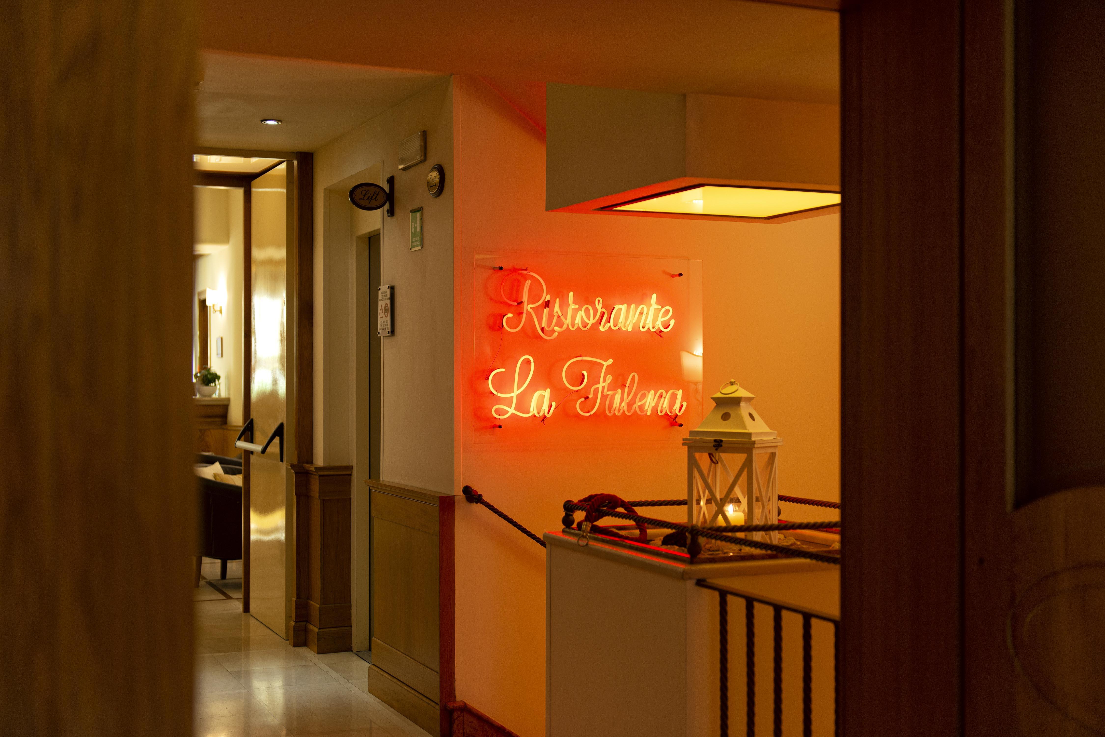 Grande Hotel Europa Napoli Esterno foto