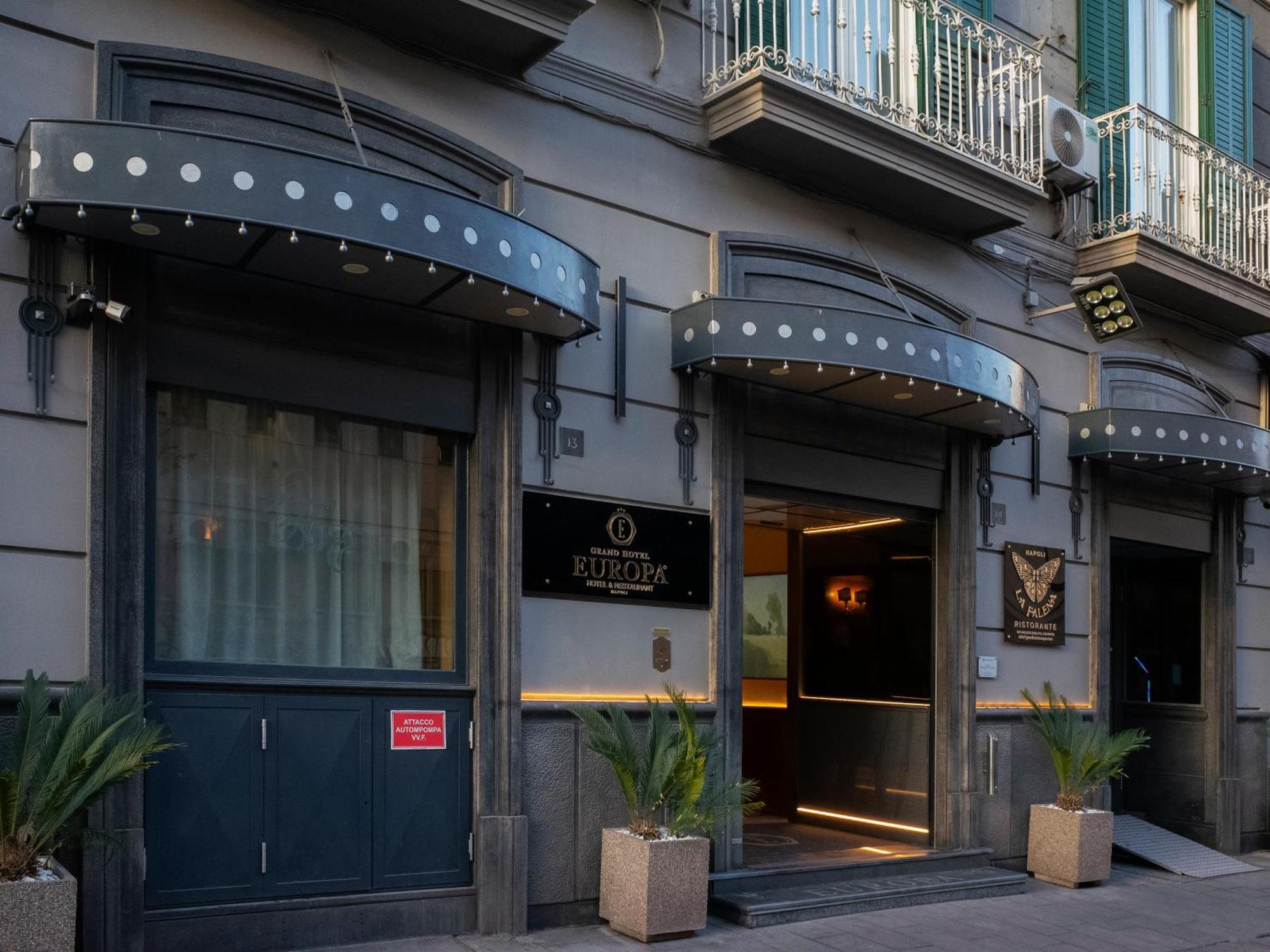Grande Hotel Europa Napoli Esterno foto