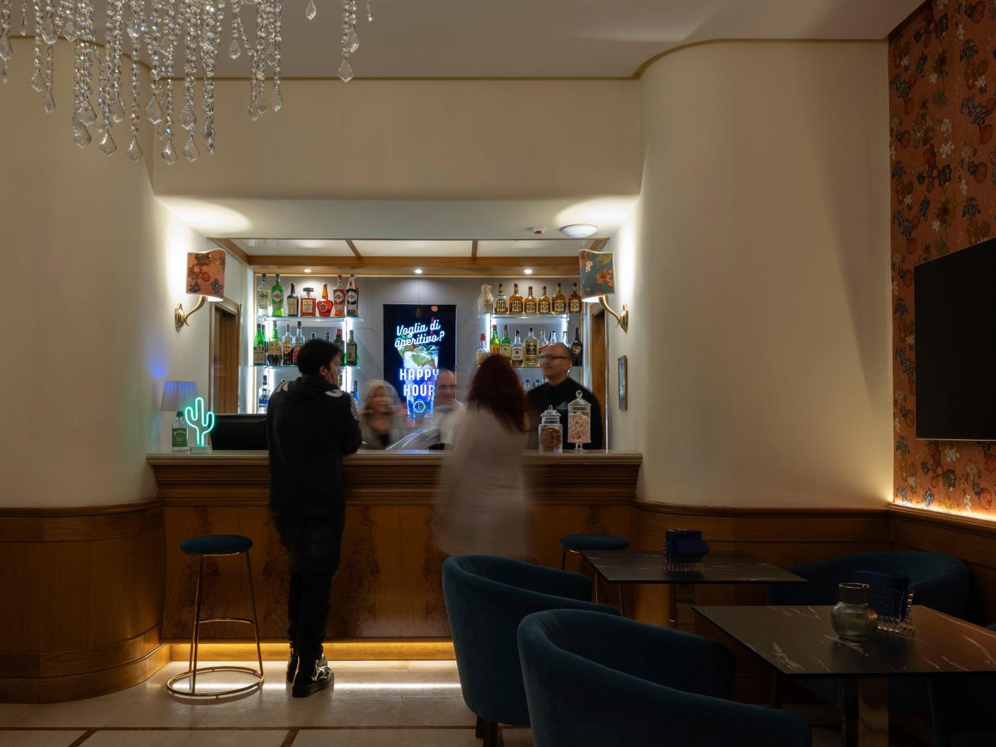 Grande Hotel Europa Napoli Esterno foto